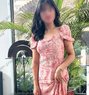 Independent Well Educated Singles near U - puta in Gurgaon Photo 2 of 13