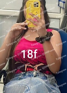 Independent Companion in Delhi – Real gf - puta in Gurgaon Photo 5 of 6