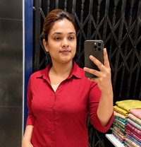 Independent Decent and Cute Girl Availab - escort in Bangalore Photo 2 of 5