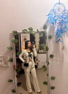 Independent Diva Girlfriend Experience - escort in New Delhi Photo 2 of 13