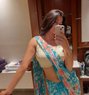 Independent Escort Cam Show/real Meet - puta in New Delhi Photo 1 of 4