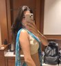 Independent Escort Cam Show/real Meet - puta in Noida Photo 1 of 4