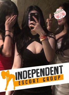 Independent Escort Group - puta in Seoul Photo 2 of 5