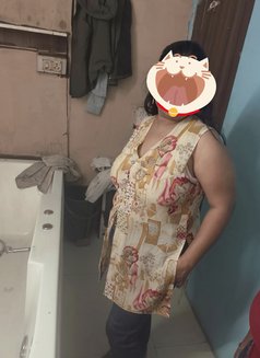 Independent - escort in Noida Photo 1 of 3