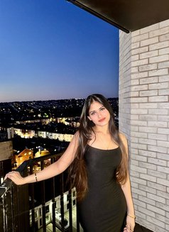 Independent Escort in Karachi - escort in Karāchi Photo 2 of 3