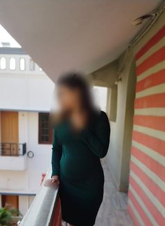 Coimbatore personal service - escort in Coimbatore Photo 3 of 4