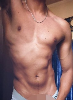 Independent Escort John - Male escort in Dubai Photo 4 of 16