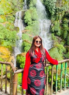 Independent Escort Miss Riya Mondal Cash - escort in Kolkata Photo 1 of 2