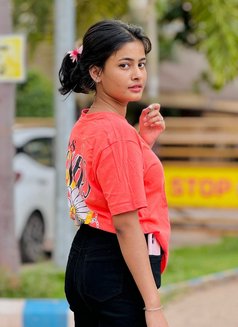 INDEPENDENT ESCORT SERVICE CASH PAYMENT - escort in Kolkata Photo 4 of 6