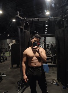 Independent Escort - Male escort in Kathmandu Photo 1 of 1