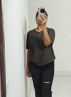 Independent Escort ! Real Meet an Cam - escort in Mumbai Photo 2 of 3