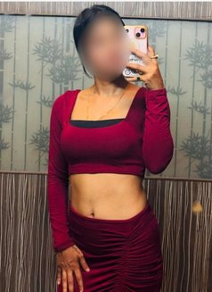 Young & Hot 23 Yrs Independent Escort - puta in Chennai Photo 2 of 6