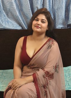Independent Gfe, Cam Show & Real Meet - puta in Bangalore Photo 3 of 8