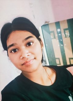 Independent Gft, Cam show & Real meet🥀 - masseuse in Hyderabad Photo 1 of 1