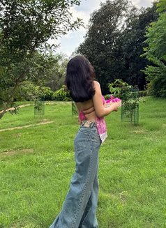 Independent Gft, Cam show & Real meet🥀 - masseuse in Hyderabad Photo 5 of 6