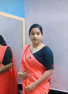Independent Girl Cam/real Meet Fun, esc - puta in Navi Mumbai Photo 3 of 3