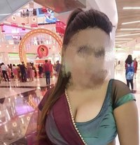 🦋꧁☞︎🥀Independent🥀Girl🥀☜꧂, - puta in Hyderabad