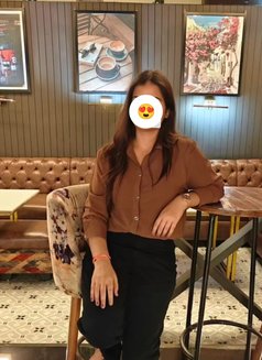 🥂Let's (Cam Show🥀Sex Chat) Meet Up🥂,, - puta in Kolkata Photo 4 of 5