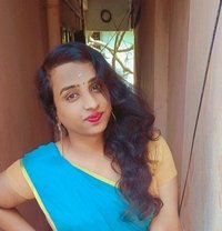 Nandhini Darling in Real meet + came - adult performer in Chennai Photo 1 of 8