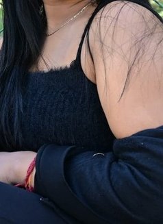 Independent Girl - puta in Dehradun, Uttarakhand Photo 1 of 2