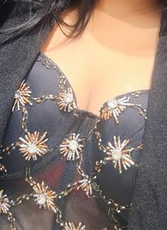 Independent Girl - puta in Dehradun, Uttarakhand Photo 2 of 2