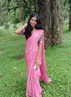 Independent Girl - escort in Mumbai Photo 6 of 6