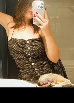 Independent Girl Lahore - adult performer in Lahore Photo 3 of 4