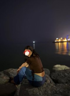 Independent Girl Real Meet, Cam Show - puta in Kathmandu Photo 4 of 4