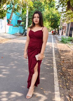 Independent Girls and House Wife Availab - puta in Hyderabad Photo 2 of 6