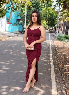 Independent Girls and House Wife Availab - puta in Hyderabad Photo 5 of 6