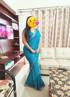 Independent Girls Available - puta in Bangalore Photo 4 of 6