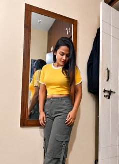 Independent Girls Ready to Do for Money - escort in Bangalore Photo 1 of 4