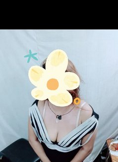 Independent Hot Cam and Real Meet - escort in New Delhi Photo 2 of 2