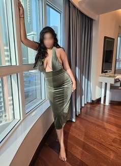 Independent hot Indian model last day dx - escort in Dubai Photo 9 of 13
