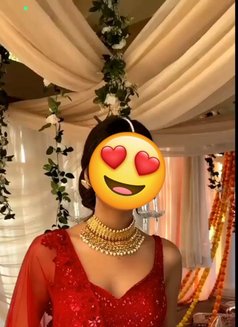 Independent House Wife Available - puta in Bangalore Photo 2 of 4