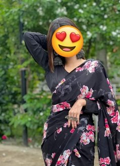 Independent House Wife Available - puta in Bangalore Photo 3 of 4