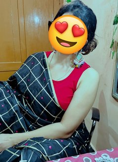 PUNJABI BHABHI ONLY OUTCALL - escort in Noida Photo 18 of 19