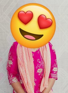 Independent House Wife Cam/meet - escort in Noida Photo 1 of 11