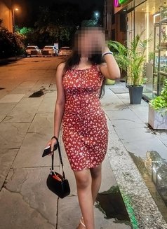 Independent House Wife for Few Days - puta in Pune Photo 1 of 4