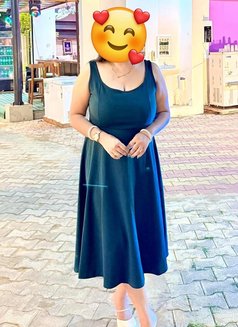 Independent House Wife - puta in New Delhi Photo 7 of 23
