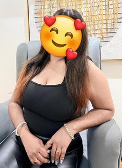Independent House Wife - puta in New Delhi Photo 9 of 23