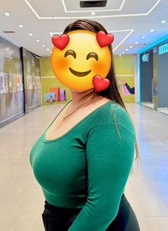 Independent House Wife - puta in New Delhi Photo 14 of 23