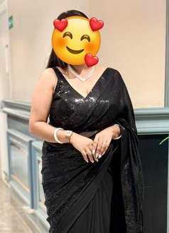Independent House Wife - puta in New Delhi Photo 19 of 23