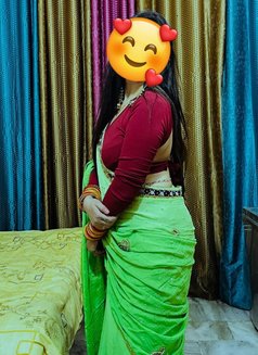 Independent House Wife - puta in New Delhi Photo 5 of 22