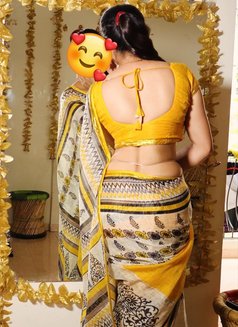Independent House Wife - puta in New Delhi Photo 8 of 22