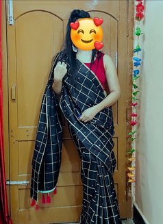 Independent House Wife - puta in New Delhi Photo 11 of 22