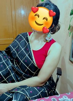 Independent House Wife - puta in New Delhi Photo 13 of 22