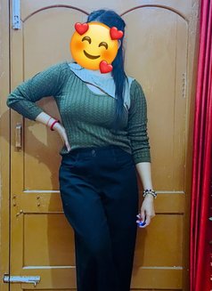 Independent House Wife - puta in New Delhi Photo 18 of 22