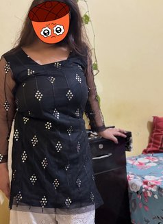 INDEPENDENT HOUSE WIFE ♥ 30 - escort in Gurgaon Photo 3 of 20