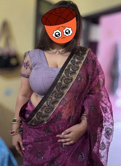 INDEPENDENT HOUSE WIFE ♥ 30 - escort in Gurgaon Photo 4 of 20